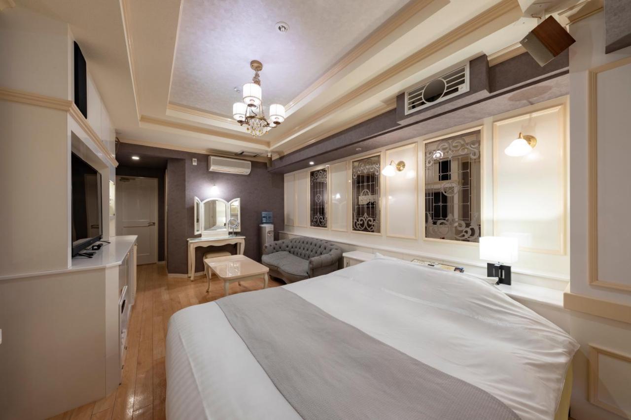 Hotel Luna Sendai -Adult Only Exterior photo